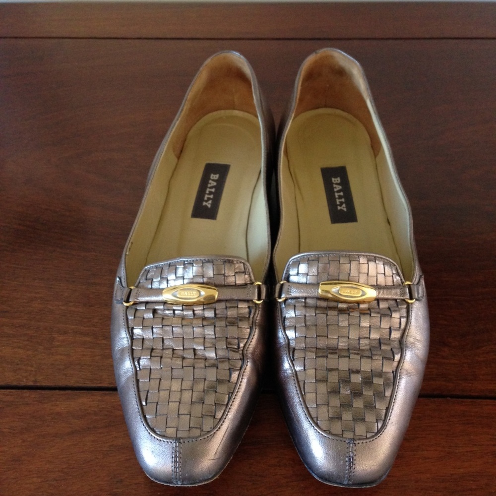 BALLY  Womens Bronze Leather Vanessa Flats Sz 9 C